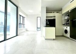 Lincoln Suites (D11), Condominium #506385391